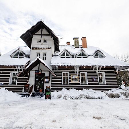 Hotel Hotylek Na Myte Harrachov Esterno foto
