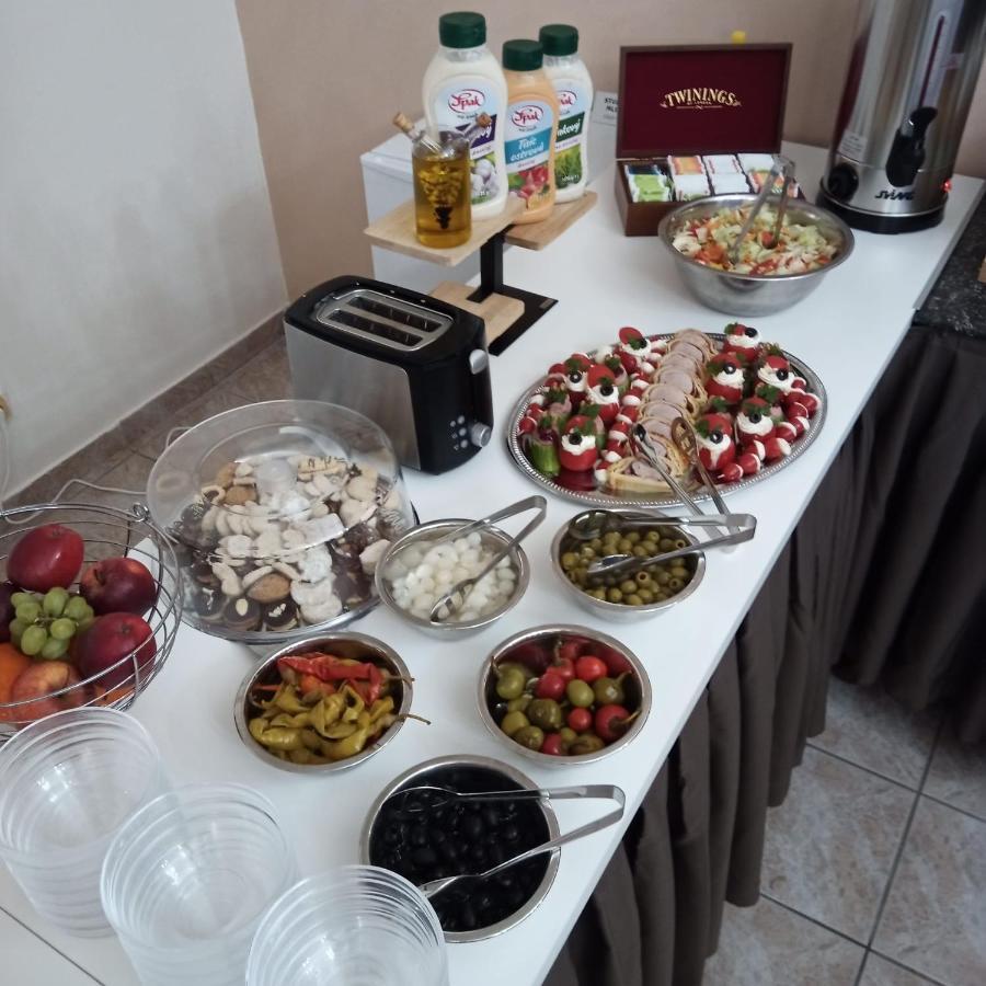 Hotel Hotylek Na Myte Harrachov Esterno foto