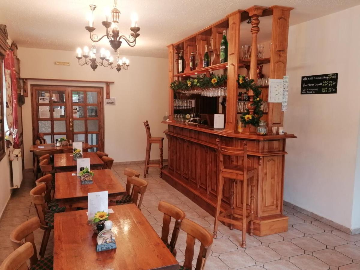 Hotel Hotylek Na Myte Harrachov Esterno foto