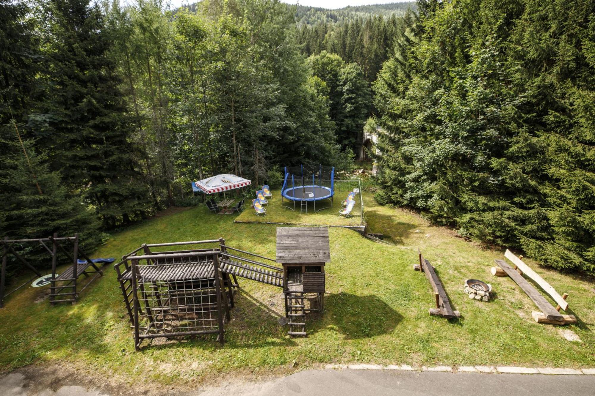 Hotel Hotylek Na Myte Harrachov Esterno foto
