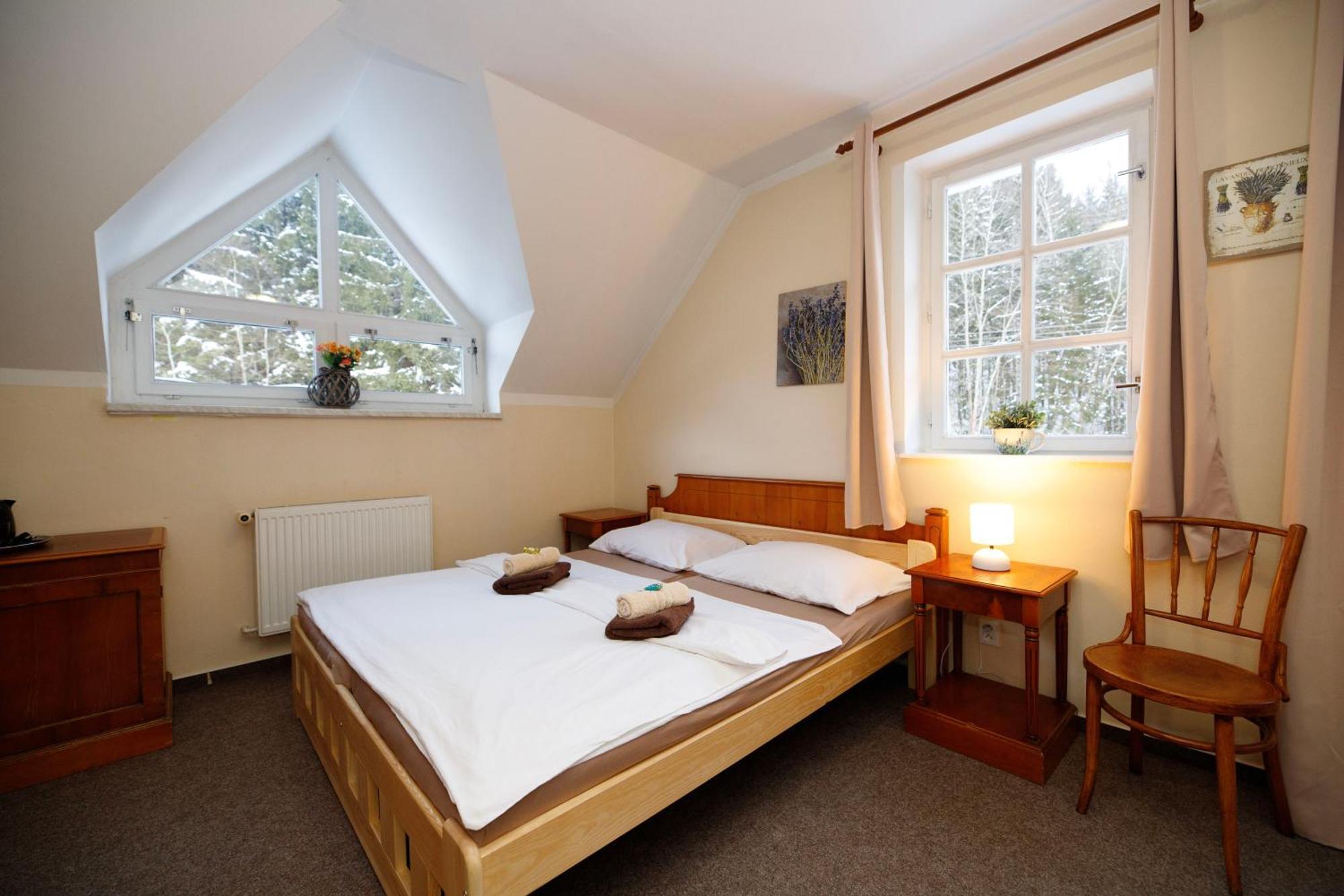 Hotel Hotylek Na Myte Harrachov Esterno foto